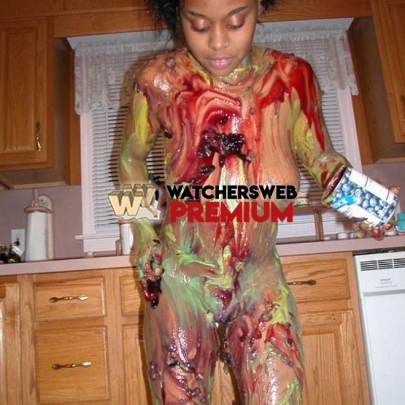 Frankie ~ Getting Messy - Pennsylvania, USA