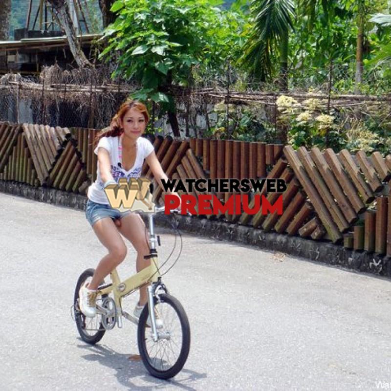 Consider The Bike Seat Colour - p - Candylea