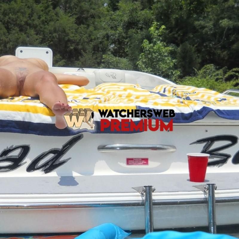 Girlfriend Nude On A Boat 3 - Tennessee, USA