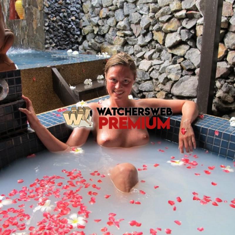 Gold Coast Milf In Bali - Gold Coast, Australia