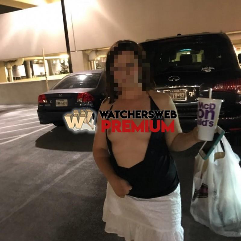 Flashing Around The Hotel - Houston, Texas, USA