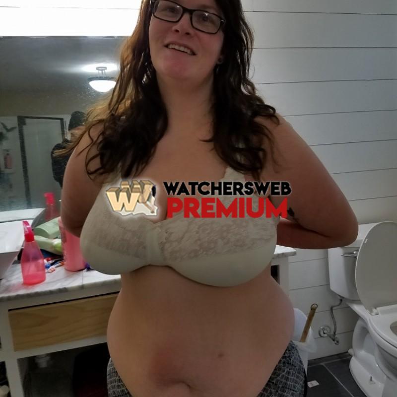 Huge Tit Nichole Knockers - Washington, USA