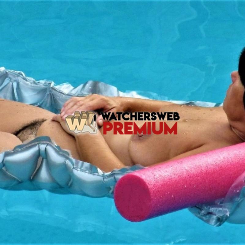 Whore In The Pool - USA