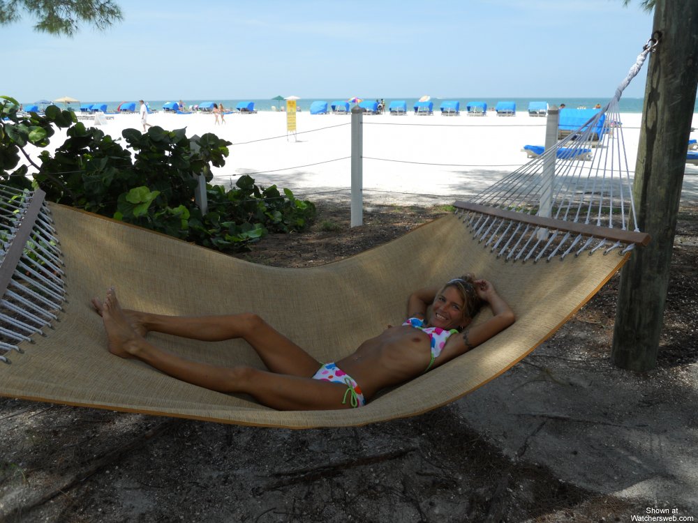 Hammock Hottie Wendy #4