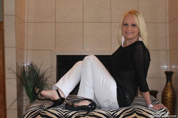 34 y/o Blonde Hottie #0