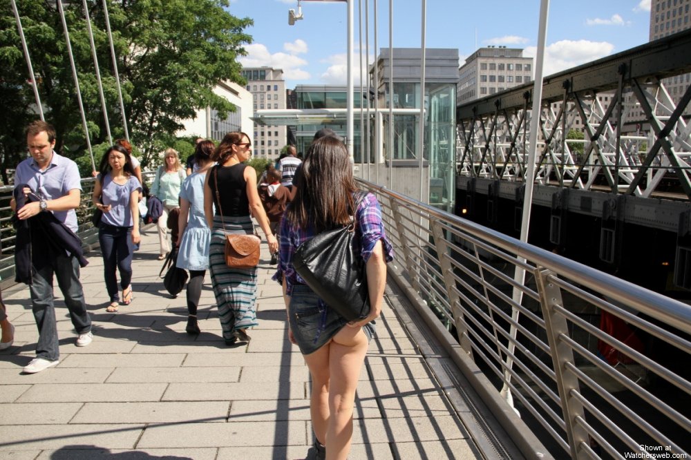 Flashing In London #6