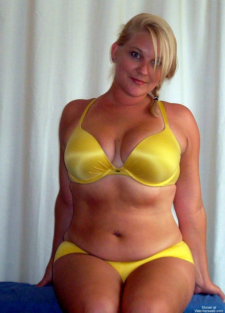 Roxy In Yellow #3