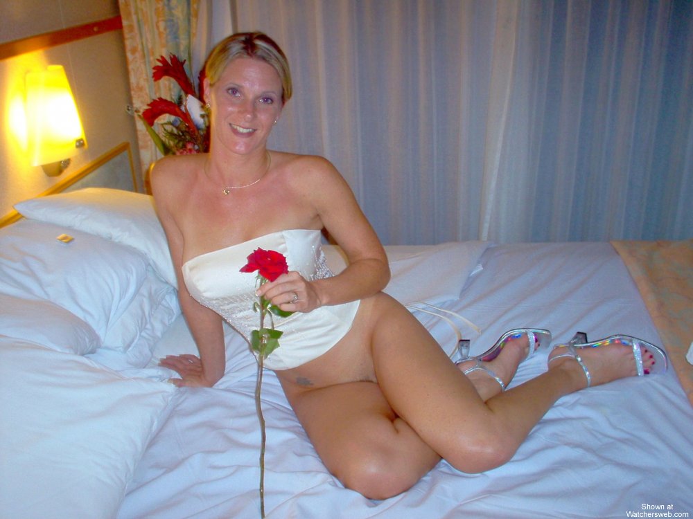 Wife With Roses #7