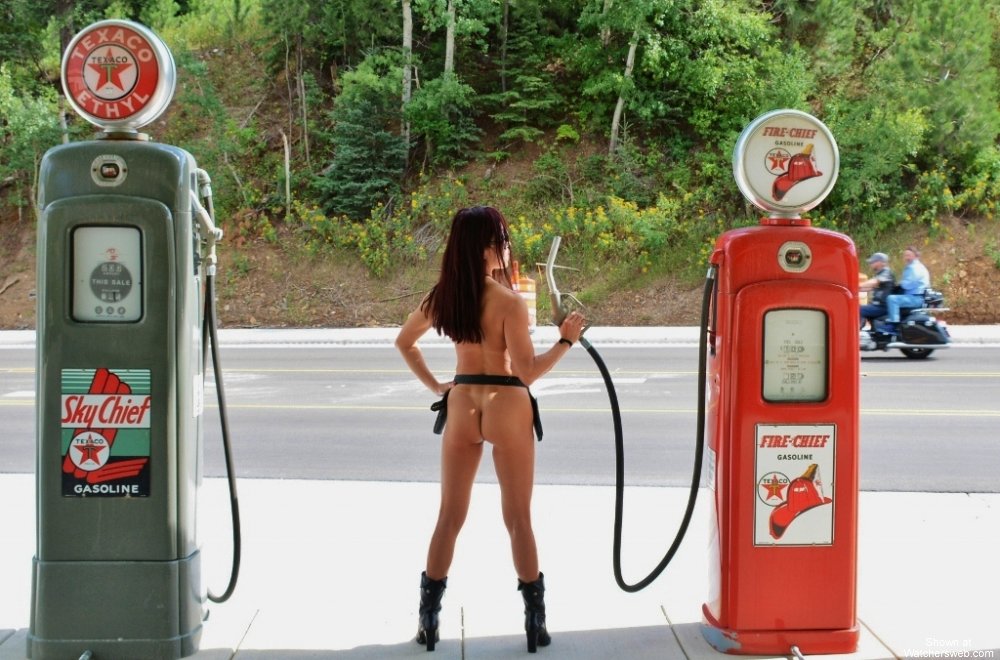 Showing Myself To The Wild West #3