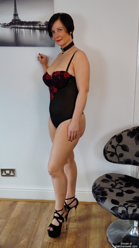 Louise Showing Off Black Lingerie #0